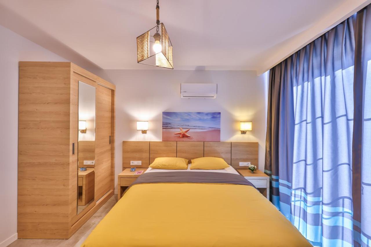 Goekyuezue Suit Apart Kaş Luaran gambar