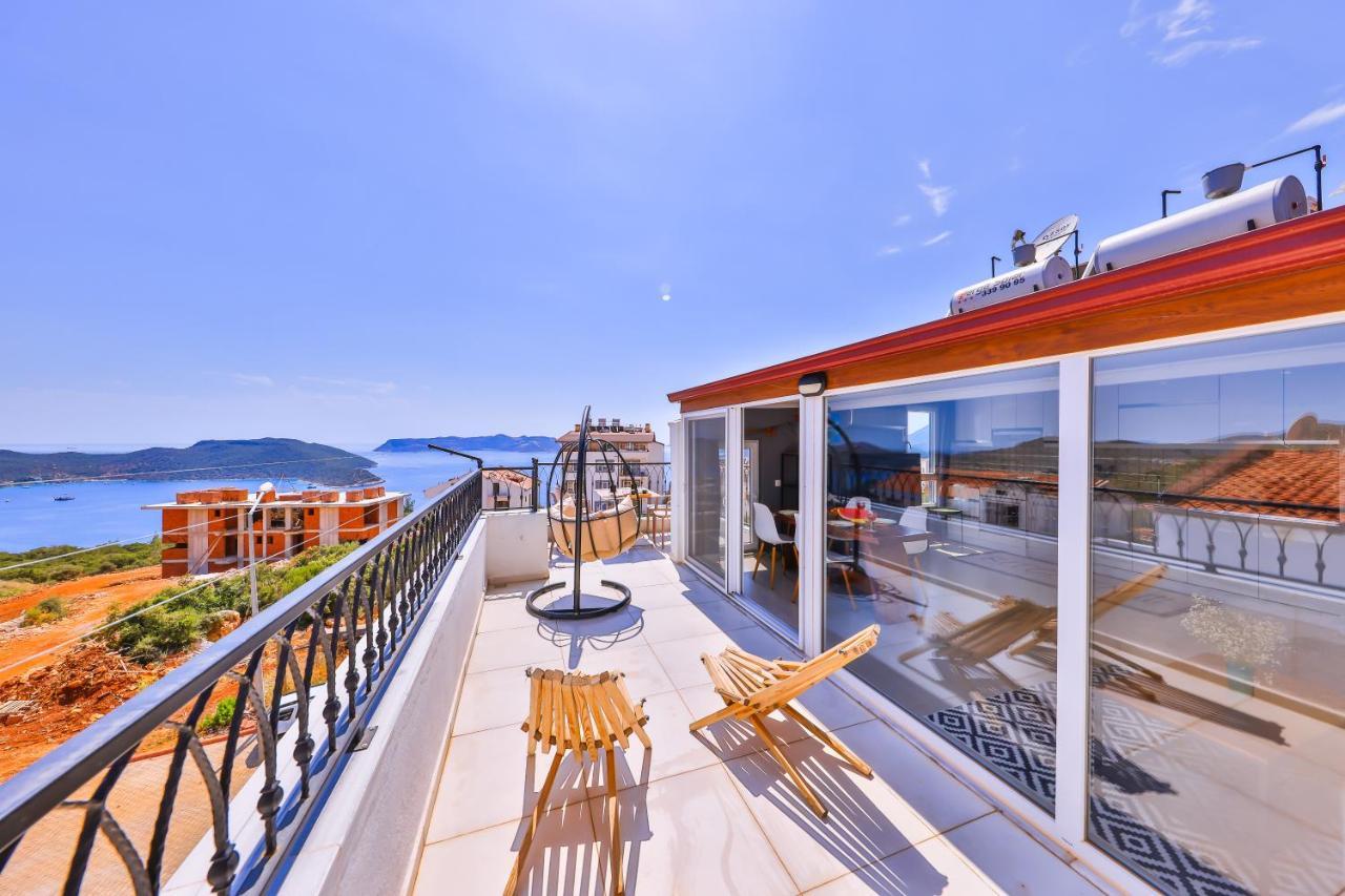 Goekyuezue Suit Apart Kaş Luaran gambar
